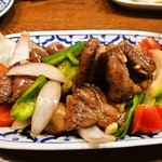 Tha Chang - 牛肉オイスターソース炒め