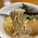 Japanese Soba Noodles 蔦 - 丸刃切りの自家製麺