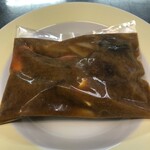 Rogu Tei Hon Ten - Beef Tongue Stew Take Away is individually vacuum-packed and frozen, making it easy to prepare.
