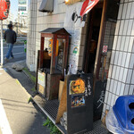 ラーメンBAR やきそばー HIT - 入口