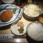 Tonkatsu Kagurazaka Sakura - 大判ジャンボ、粗挽きメンチカツ定食