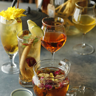 約30種類の『薬酒』を、体質や体調に合わせてオーダーメイド。