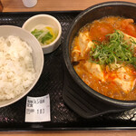 karubidontosundoufusemmontenkandon - 海鮮スン豆腐定食 ¥750円