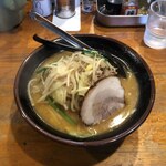 麺屋 参壱 - 炒メ系味噌ラーメン（小）野菜ちょいマシ、ロカボ麺に変更