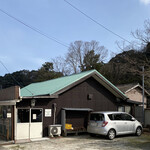 コナラ - 外観　駐車場