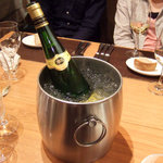 ビストロ ラ・シブレット - ピノ・ブラン/[2005]Hugel Pinot Blanc(4500円)