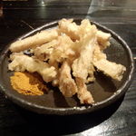 山元麺蔵 - 土ゴボウ天プラ（アップ）