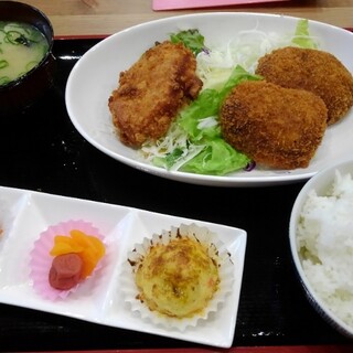 神戸元町でおすすめのグルメ情報 メンチカツ定食 をご紹介 食べログ
