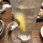 旨唐揚げと居酒メシ ミライザカ - 濃いレモンサワー（499円）
