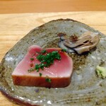 天ぷら たけうち - 天草のヨコワマグロ藁で燻して、広島の牡蠣