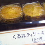 パンとケーキのみやこや - くるみティケーキ（1個105円）