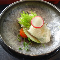 日本料理 湯河原 華暦 - サラダ玄米クレープ巻き