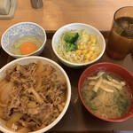 すき家 - 牛丼並盛ランチセット