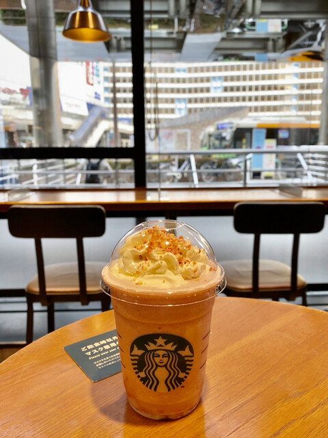 スターバックス コーヒー 新宿エルタワー店 新宿西口 カフェ 食べログ