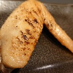 Salt-grilled gamecock chicken wing 1 piece