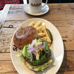 GRILL BURGER CLUB SASA - 【4月のMonth Burger】  『春キャベツたっぷりペペロンチーノBurger¥1150』 ※平日ランチは、ソフトドリンク付