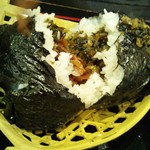 雪ん洞 - 爆弾おにぎり。でかーい