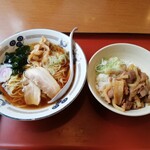 山田うどん - しょうゆラーメン、ミニパンチ丼 810円