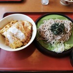 山田うどん - 煮込みソースかつ丼セット 790円