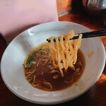 浜堂ラーメン - 麺のリフトアップ(スープ投入後)