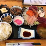 海幸 - 刺身定食１３８０円