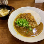 Motomachi Doori Sanchoume - 神戸キーマカレー  スープ付き