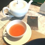 La Brianza - ドルチェに合わせて選んで下さったブレンドティー、落ち着いた味わい。おいしい♪