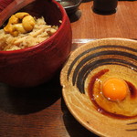 鳥茂 - 雲丹と松茸の炊き込みごはん、生卵と