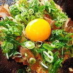 Okonomiyaki Hompo - すじこんネギ玉