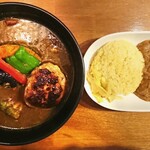 3104 知床スープカレー - ■チサク麦王ハンバーグ ¥1000
            ＊辛さ 3104(＋¥150)
            ＊ライス極少(－¥50)
            ◇麦王梅ビンダル― ¥450