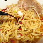 ラーメン二郎 - 赤酢投入～♪