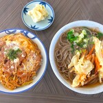 ドライブイン富士 - かつ丼700円＆天ぷらそば400円