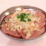 Domestic beef liver sashimi