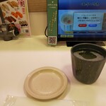 回転寿司 みさき - ドリンク写真:まず準備