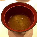 鮓 きずな - 白身魚あら骨、三重県あおさのり赤出汁