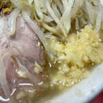 ラーメン二郎 - 【再訪】ニンニク入れますか