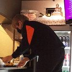 シュエターニ - まずは神様にご飯を