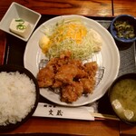 鍛冶屋 文蔵 - 鶏唐揚げ定食(ご飯大盛)