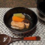 Hatsumi - 答えは【 煮 物 】でした。大根と京芋餅