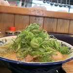 中華蕎麦 春馬 - 朝ラー（醤油）700円に九条ねぎTP100円