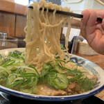 中華蕎麦 春馬 - 麺リフト⤴️