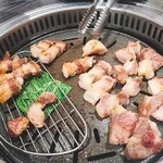 熟成肉専門店 ヨプの王豚塩焼 - 