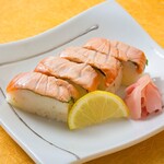 烤鮭魚棒壽司