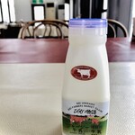 ファームレストラン千代田 - 牛乳