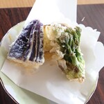 浜のそば - 天ぷら(サービス品)茄子、薩摩芋、たらんぼ