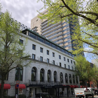 パノラミックレストラン ル・ノルマンディ - 「元町・中華街駅」から徒歩1分、ホテルニューグランドタワー5階