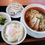 幸楽苑 - 中華そばクラシック朝定食 税込500円にサービスでとろけるプリン通常200円