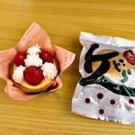 お菓子の さの - 料理写真:タルトとどら焼き