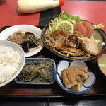 Toumaiya - 本日の日替り(650円) 生姜焼定食と揚げなす