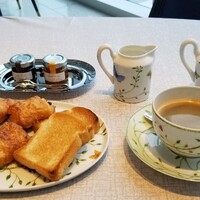 RISTORANTE OZIO - パン3種と珈琲